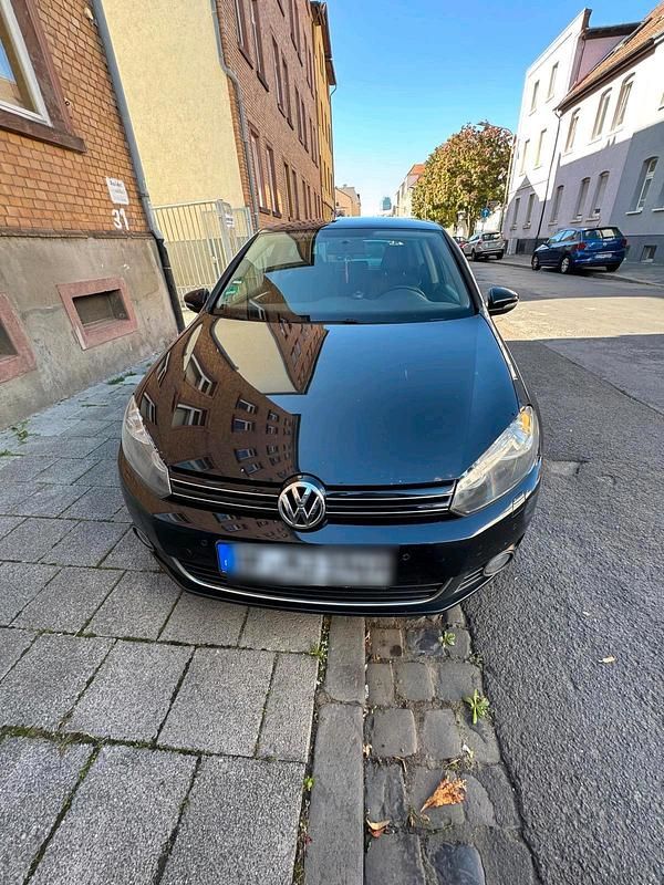 Schwarz Gebraucht 2009 VW Golf VI Highline Kleinwagen | 3.350 € (Etwas zu teuer) - Bild 1/4