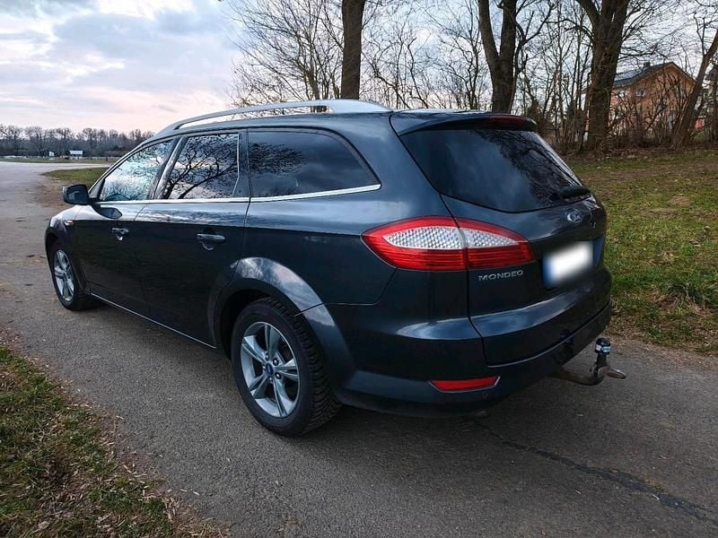Gebraucht Ford Mondeo Titanium 140 PS (102 kW) 2008 Grau Kombi