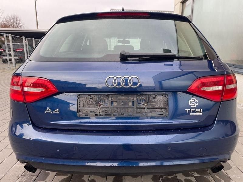 Gebraucht Audi A4 Ambiente 211 PS (155 kW) 2013 Blau Kombi