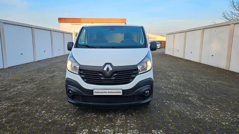 Gebraucht Renault Trafic 125 PS (91 kW) 2019 Weiß Van / Kleinbus
