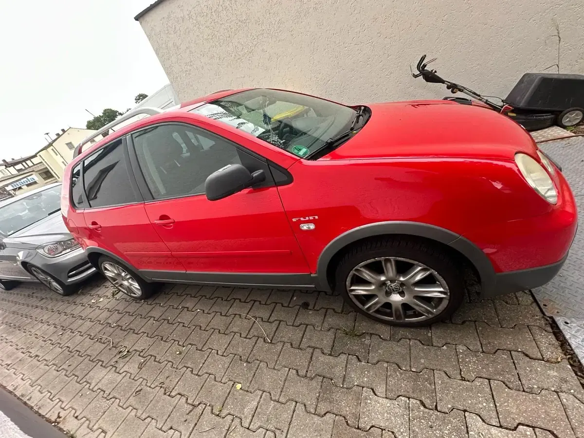 Gebraucht VW Polo 65 PS (47 kW) 2004 Rot Kleinwagen
