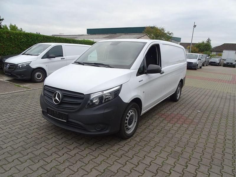 Arktikweiss Gebraucht 2023 Mercedes e-Vito Van / Kleinbus | 23.690 € (Superpreis) - Bild 1/4