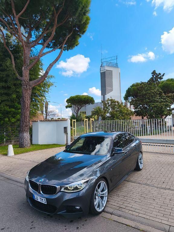 Grau Gebraucht 2019 BMW 320 Gran Turismo M Sport Limousine | 21.000 € (Guter Preis) - Bild 1/4