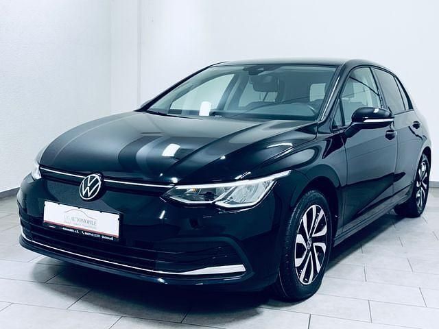 Schwarz Gebraucht 2022 VW Golf VIII Active Limousine | 18.880 € (Fairer Preis) - Bild 1/4