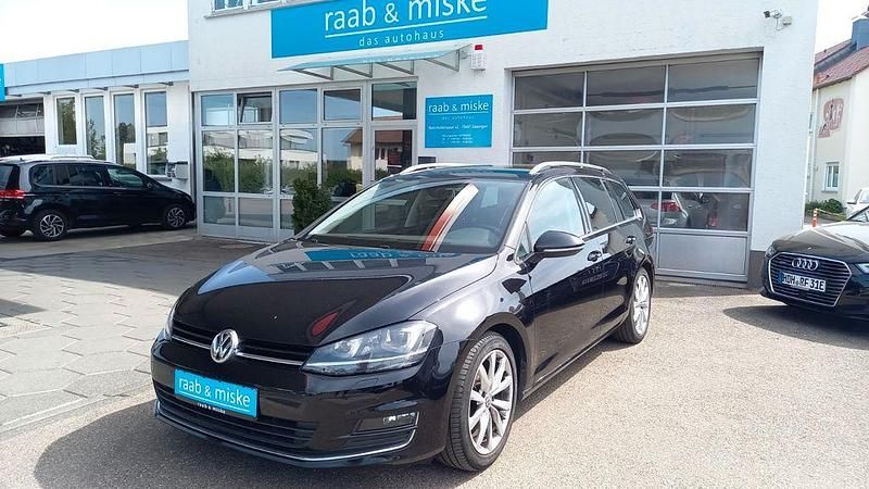 Schwarz Gebraucht 2016 VW Golf VII Highline Kombi | 7.990 € (Fairer Preis) - Bild 1/4