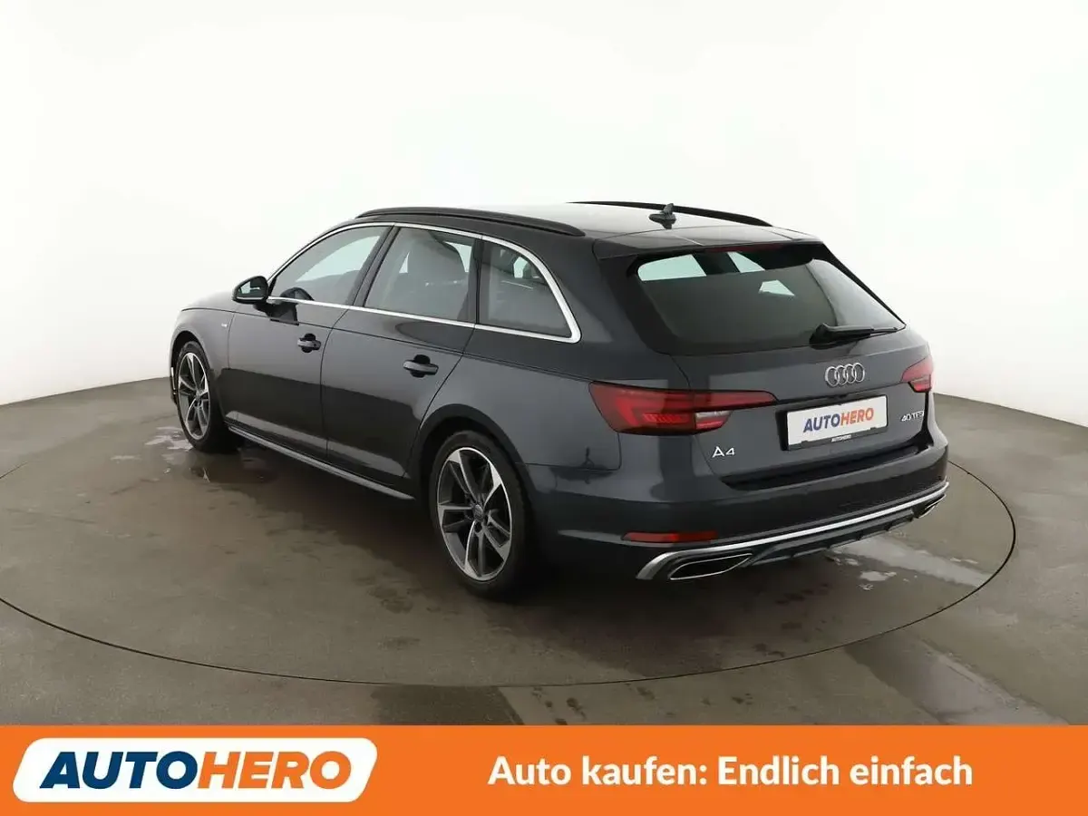 Gebraucht Audi A4 Sport 190 PS (139 kW) 2019 Grau Kombi