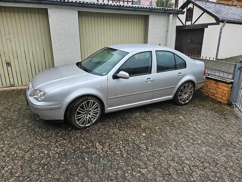 Gebraucht VW Bora 170 PS (125 kW) 2002 Silber Limousine