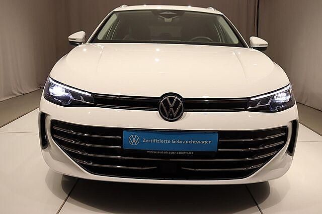 Gebraucht VW Passat Business 150 PS (110 kW) 2024 Pure white (weiß) Kombi
