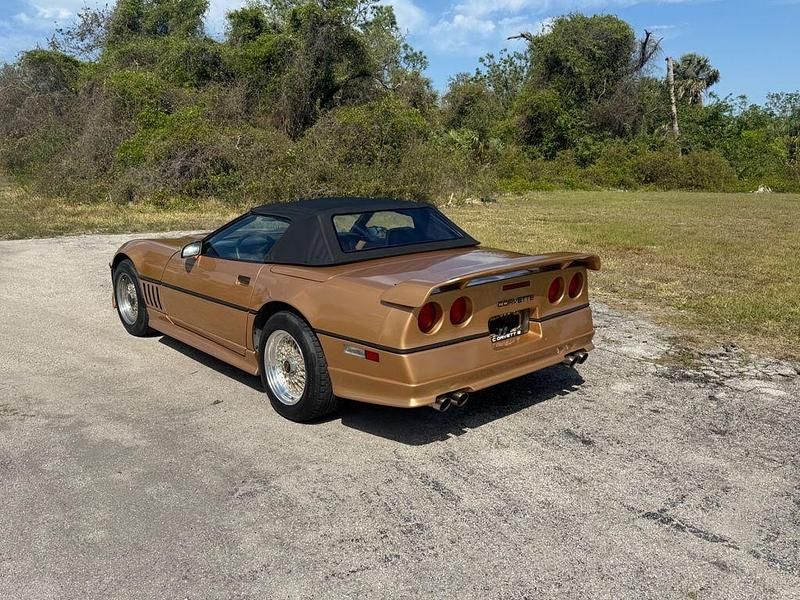 Gebraucht Corvette C4 334 PS (245 kW) 1987 Gold Cabrio