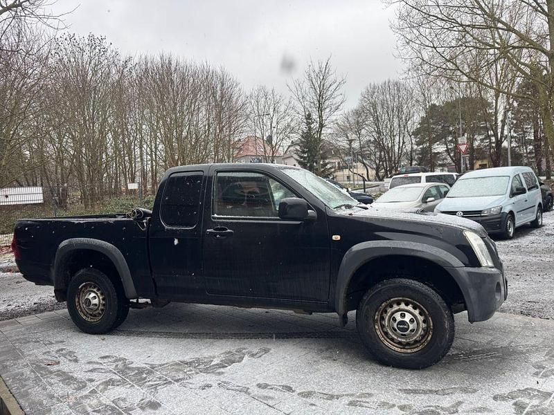 Gebraucht Isuzu D-Max 136 PS (100 kW) 2008 Schwarz Pickup