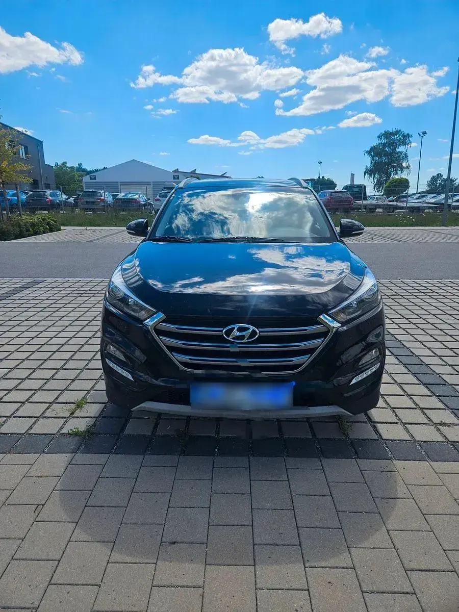 Gebraucht Hyundai Tucson Classic 141 PS (103 kW) 2016 Schwarz SUV