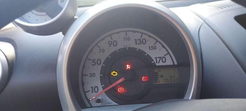Gebraucht 2007 Peugeot 107 Urban Move Kleinwagen | 1.250 € (Guter Preis) - Bild 1/4