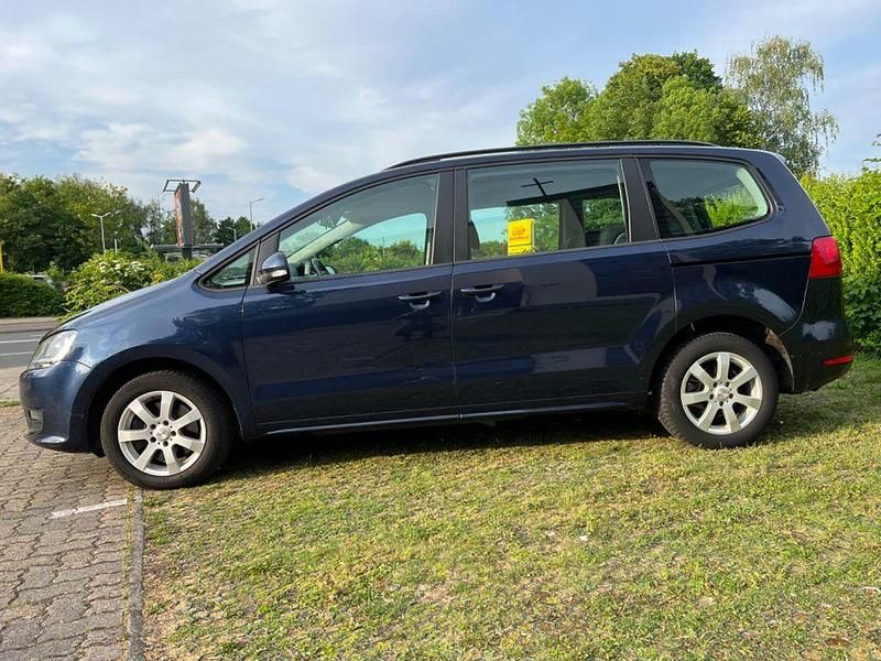 Gebraucht VW Sharan 140 PS (102 kW) 2011 Blau Van / Kleinbus
