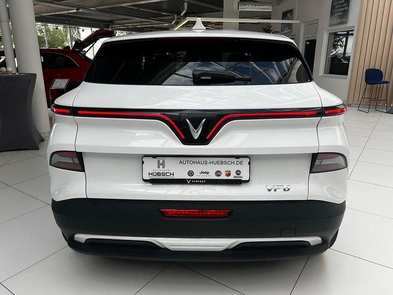 Neu VinFast VF 6 Plus 150 kW (204 PS) 2026 Brahminy weiß SUV