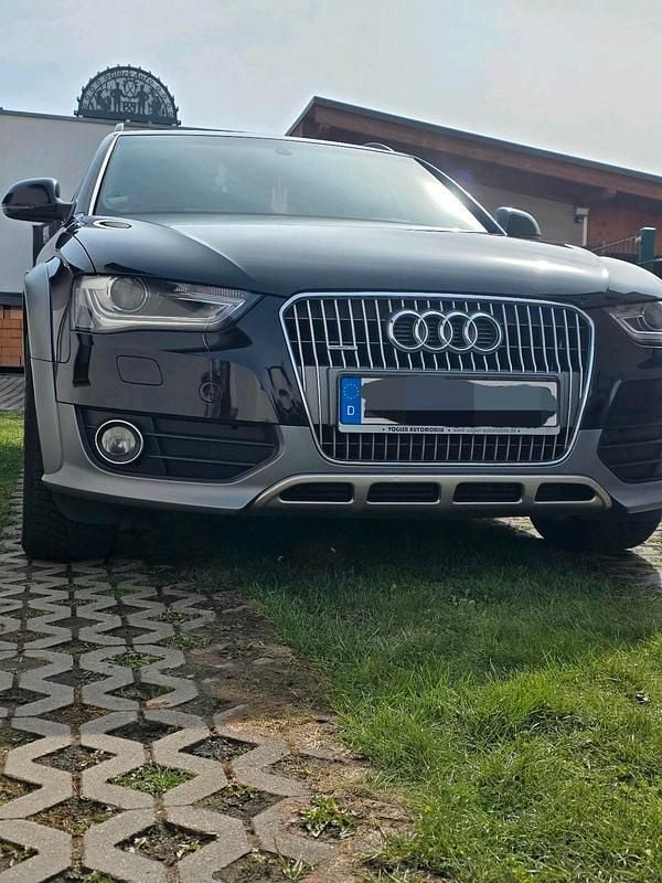 Gebraucht Audi A4 Allroad 177 PS (130 kW) 2013 Schwarz Kombi