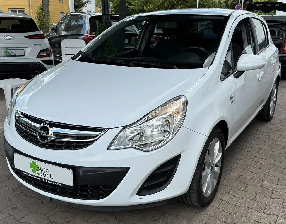 Gebraucht Opel Corsa 69 PS (50 kW) 2013 Weiß Kleinwagen