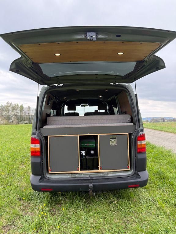 Usata VW T5 105 CV (77 kW) 2005 Verde Furgone