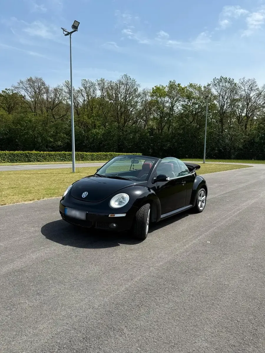 Gebraucht VW New Beetle 150 PS (110 kW) 2007 Schwarz Kleinwagen