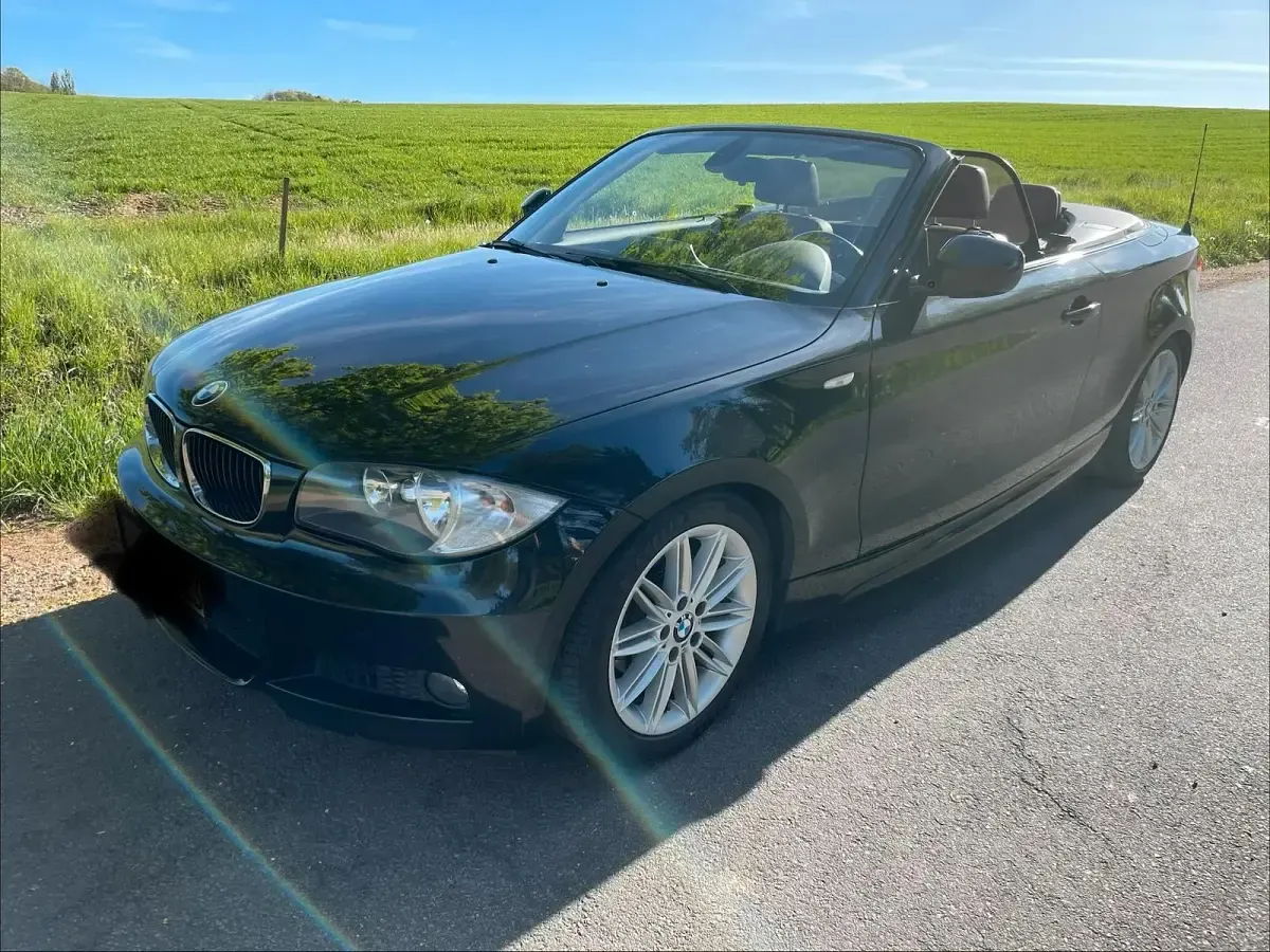 Gebraucht BMW 118 Cabriolet M Sport 143 PS (105 kW) 2010 Schwarz Cabrio