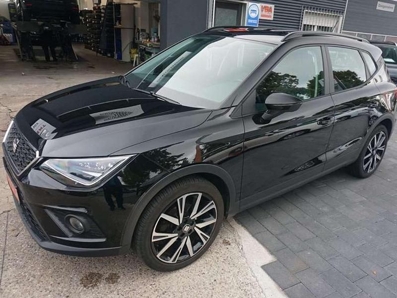 Gebraucht Seat Arona Style 95 PS (69 kW) 2020 Mitternachtsschwarz SUV
