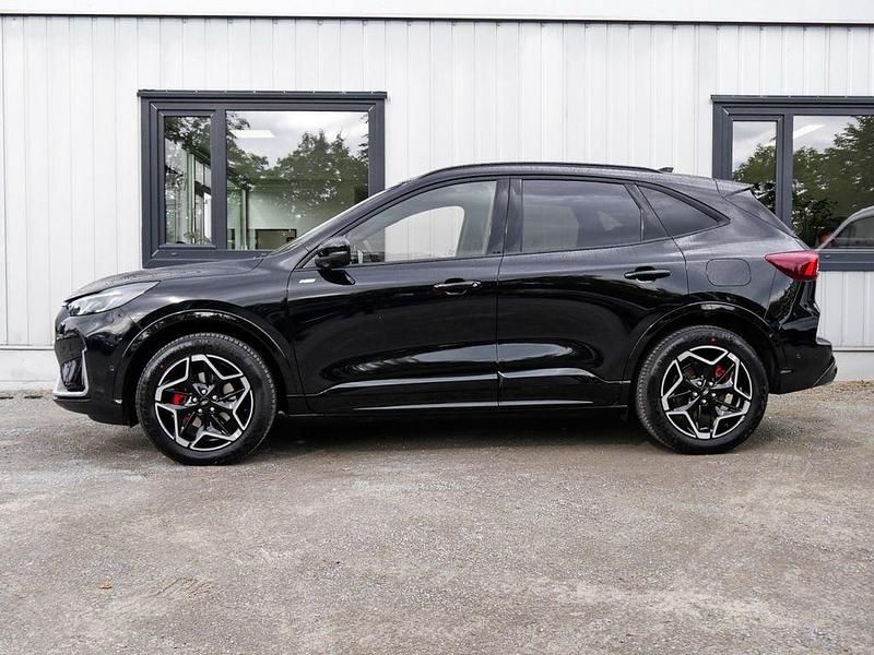 Gebraucht Ford Kuga ST-Line X 182 PS (133 kW) 2024 Agate black (schwarz) SUV