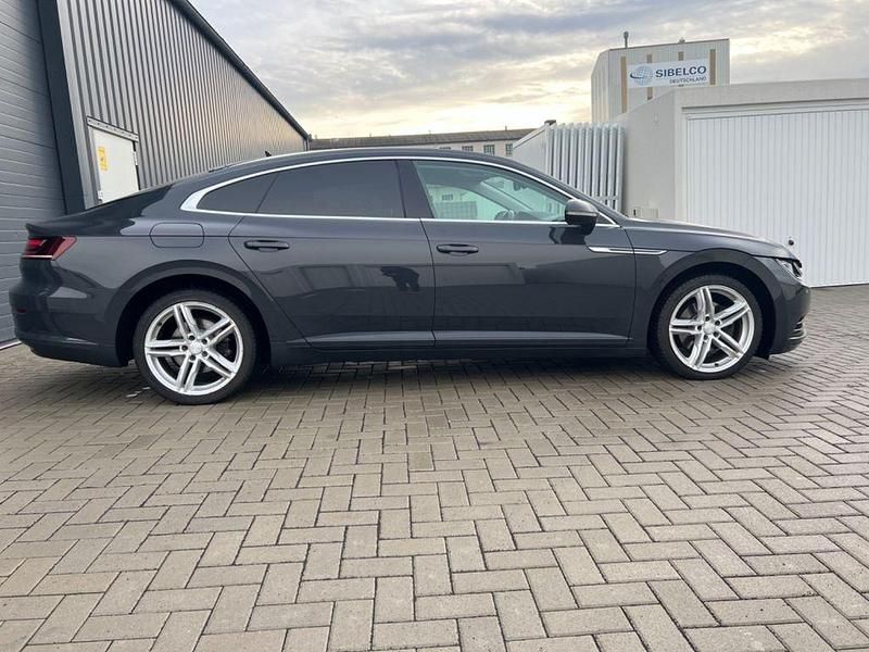 Gebraucht VW Arteon 150 PS (110 kW) 2020 Grau Limousine