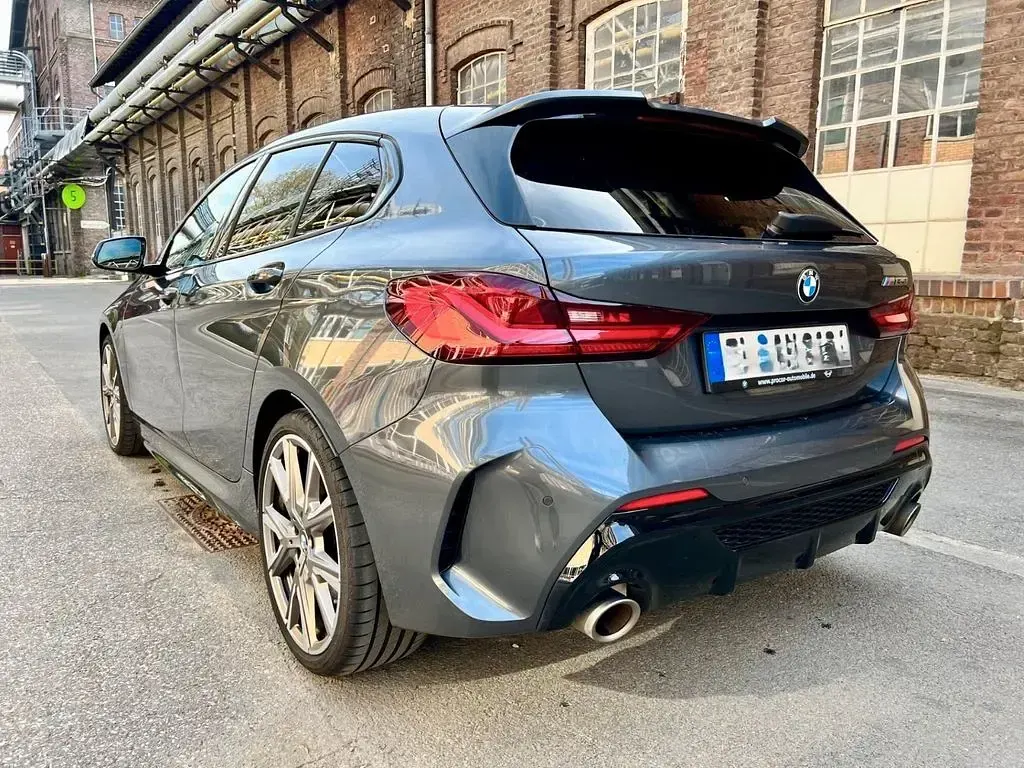 Brugt BMW M135 Performance 306 HK (225 kW) 2021 Grå Hatchback
