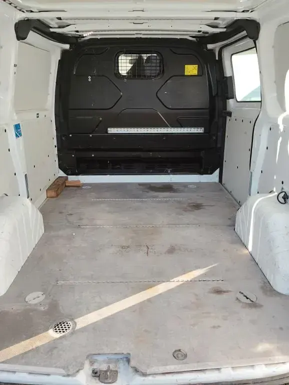 Gebraucht Ford Transit Custom 131 PS (96 kW) 2018 Weiß Van / Kleinbus