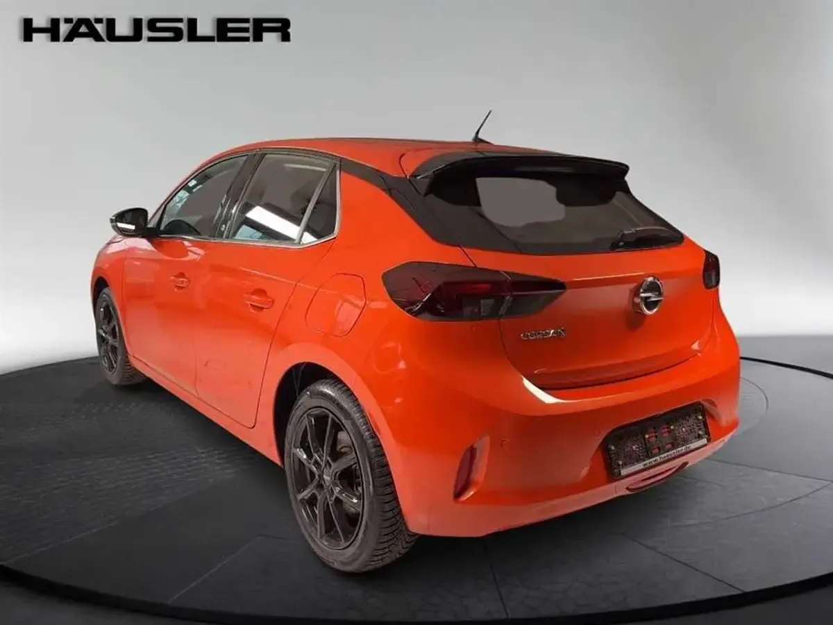 Usata Opel Corsa-e Elegance 100 kW (136 CV) 2022 Arancione Utilitaria