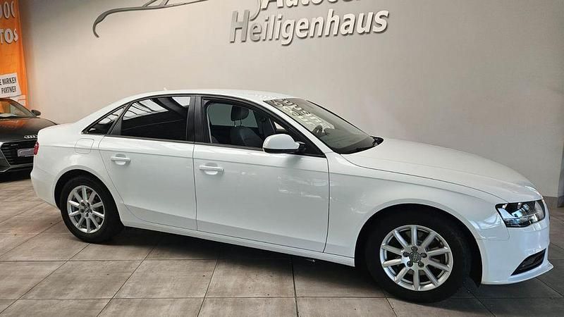 Second-hand Audi A4 Attraction 190 CP (139 kW) 2015 Alb Berlinǎ