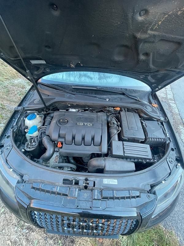Schwarz Gebraucht 2008 Audi A3 Kleinwagen | 1.500 € (Superpreis) - Bild 1/4