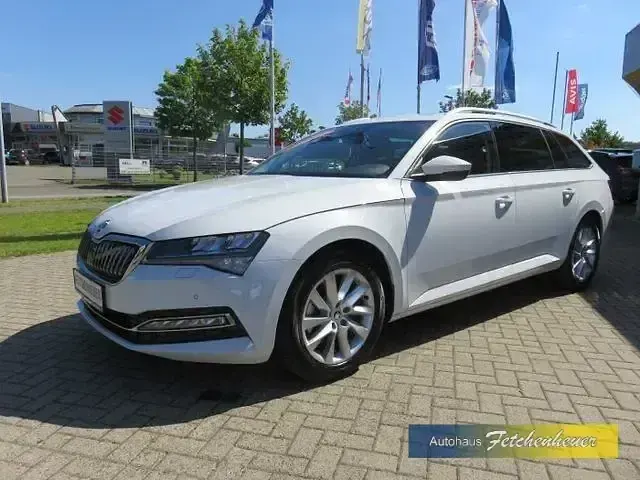 Second-hand Skoda Superb Style 150 CP (110 kW) 2024 Alb Break