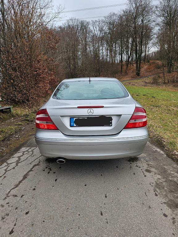 Gebraucht Mercedes CLK240 Elegance 170 PS (125 kW) 2002 Silber Coupé