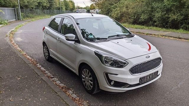 Weiß Gebraucht 2019 Ford Ka Plus Cool & Connect Kleinwagen | 6.600 € (Fairer Preis) - Bild 1/4