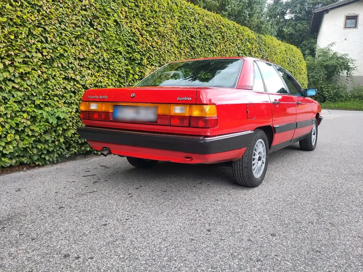 Gebraucht Audi 100 Design 165 PS (121 kW) 1986 Rot Limousine