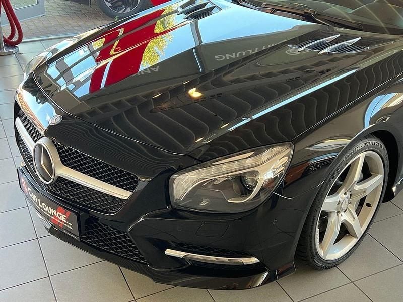 Gebraucht Mercedes SL500 AMG 435 PS (319 kW) 2012 Obsidianschwarz Cabrio
