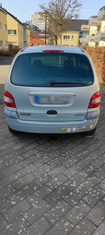 Gebraucht Renault Scénic 107 PS (78 kW) 2002 Silber Van / Kleinbus