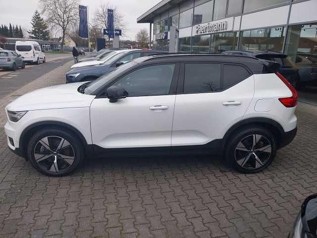 Gebraucht Volvo XC40 Pro 169 kW (231 PS) 2022 Weiß SUV