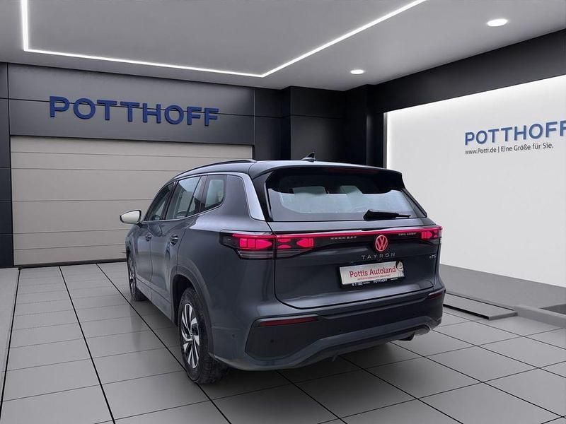 Gebraucht VW Tayron Life 150 PS (110 kW) 2025 Grau SUV