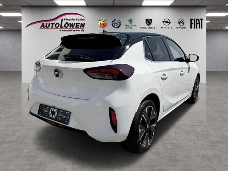 Gebraucht Opel Corsa-e Ultimate 100 kW (136 PS) 2024 Arktis weiß (weiß) Kleinwagen