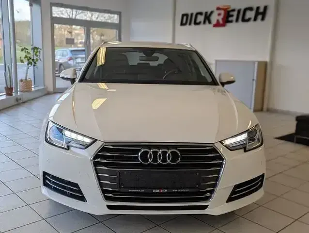 Gebraucht Audi A4 Design 150 PS (110 kW) 2017 Weiß Kombi