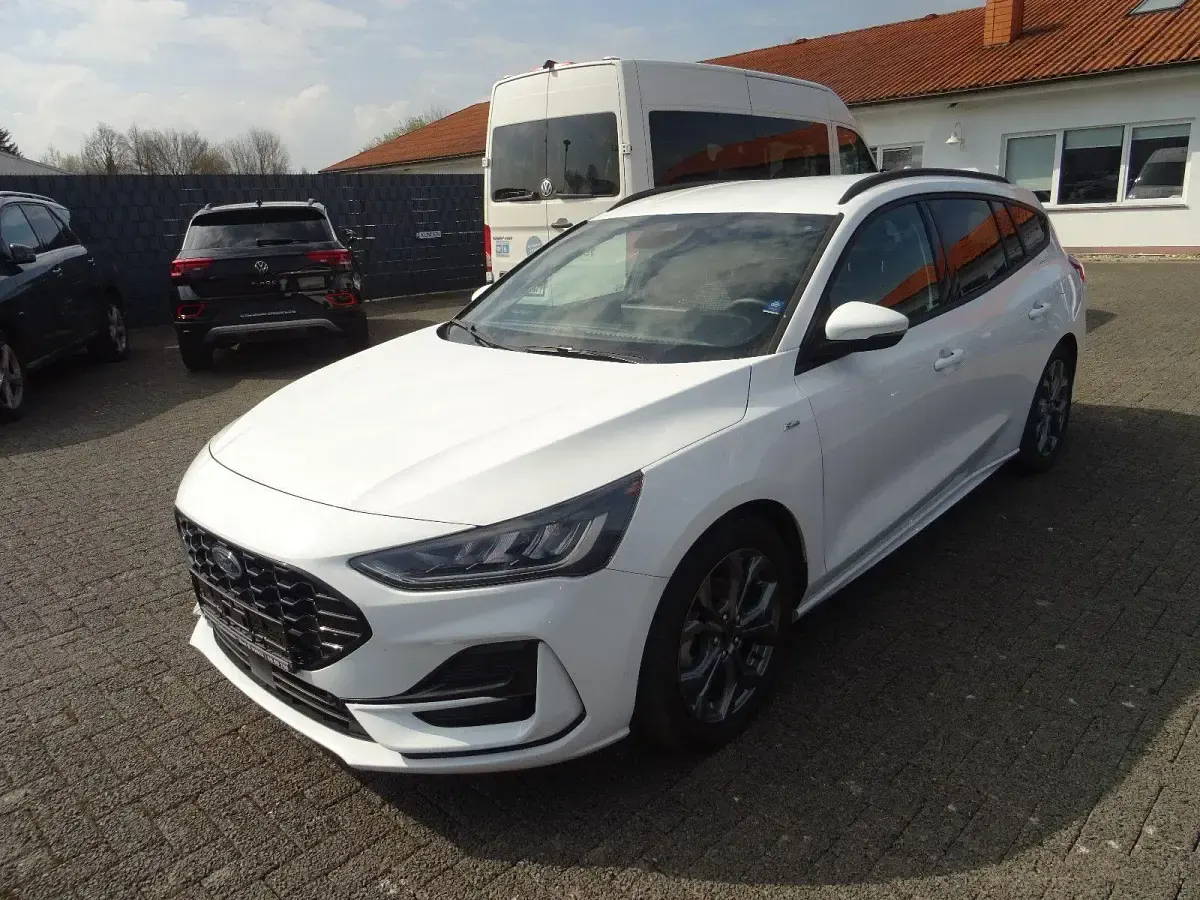Usata Ford Focus ST-Line 125 CV (91 kW) 2024 Bianco Berlina