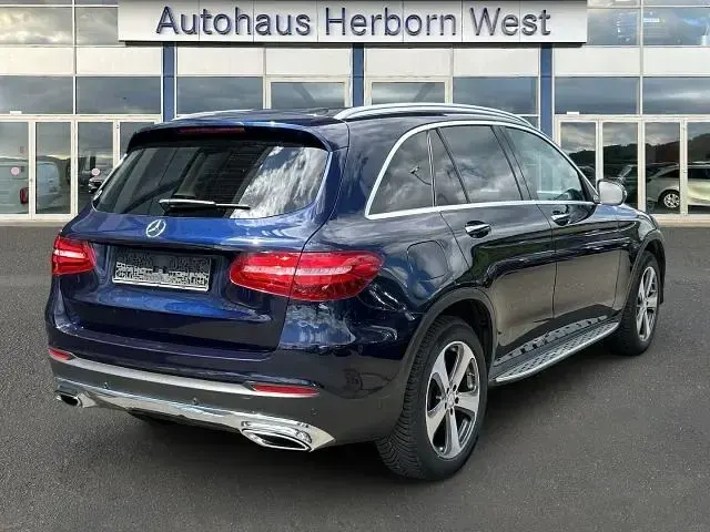 Gebraucht Mercedes GLC300 245 PS (180 kW) 2018 Blau SUV