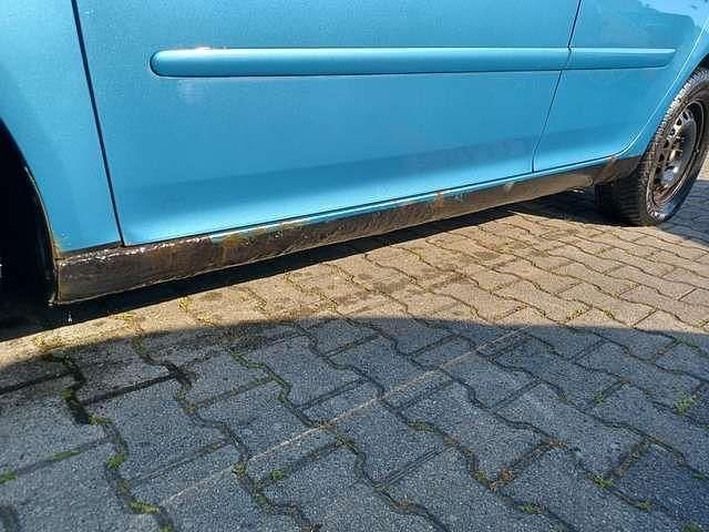 Gebraucht VW Golf IV Comfortline 102 PS (75 kW) 2005 New river blue metallic Kleinwagen