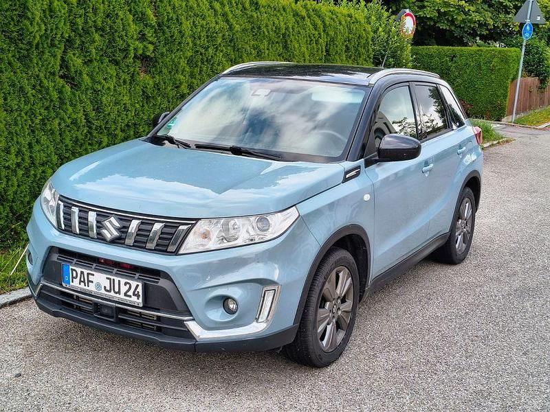 Blau Gebraucht 2019 Suzuki Vitara Comfort SUV | 16.650 € (Fairer Preis) - Bild 1/4