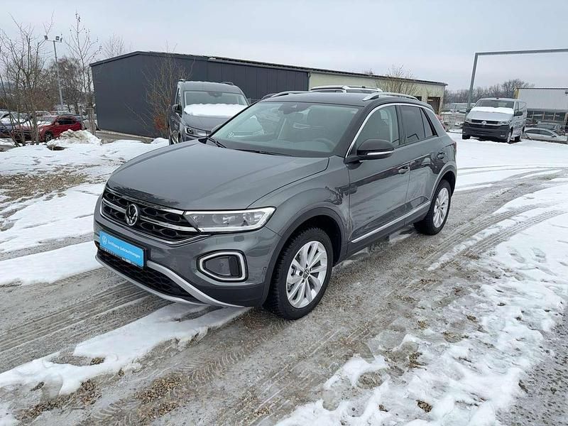 Gebraucht VW T-Roc Style 150 PS (110 kW) 2024 Indiumgrau SUV