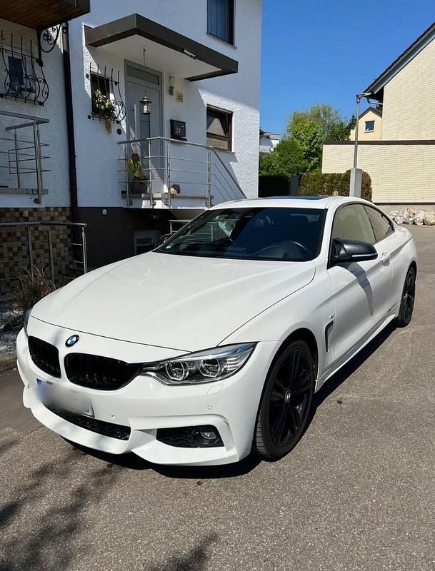 Weiß Gebraucht 2013 BMW 435 M Sport Coupé | 18.000 € (Superpreis) - Bild 1/4