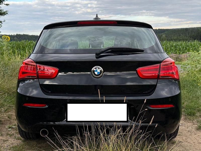 Gebraucht BMW 116 Advantage 116 PS (85 kW) 2016 Schwarz Kleinwagen