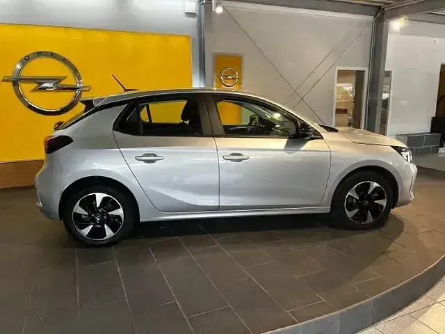 Gebraucht Opel Corsa-e Edition 100 kW (136 PS) 2023 Andere Kleinwagen