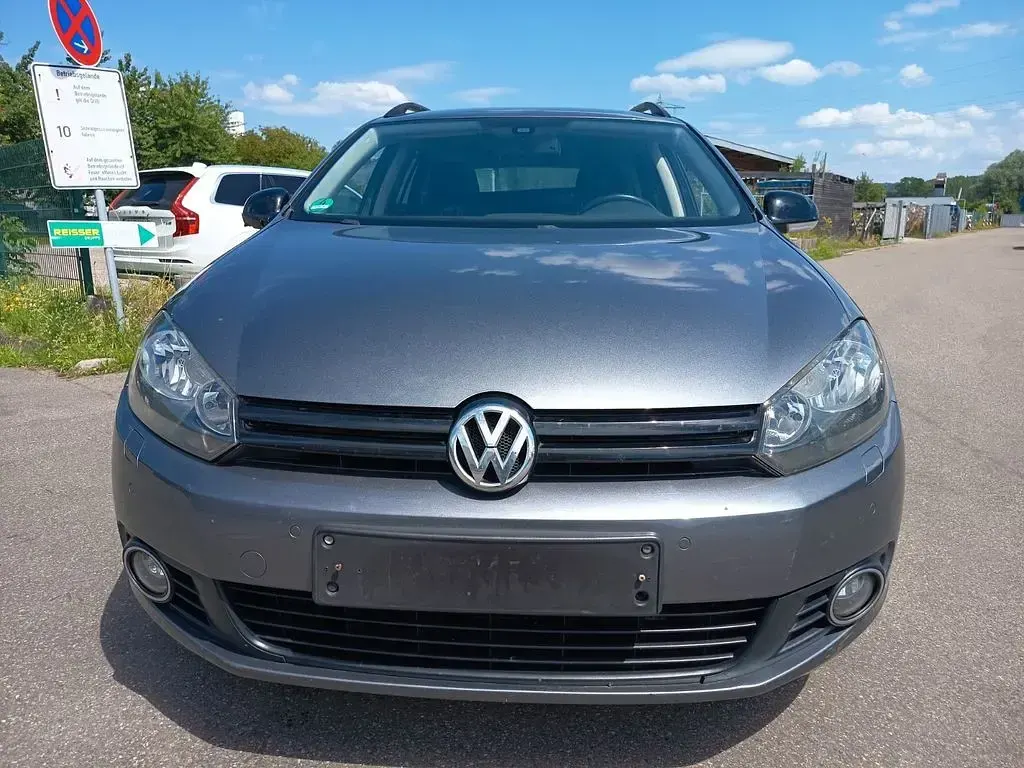 Gebraucht VW Golf VII Match 105 PS (77 kW) 2012 Grau Kombi